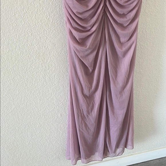 Elegant Mauve Evening Gown - Picture 10 of 11